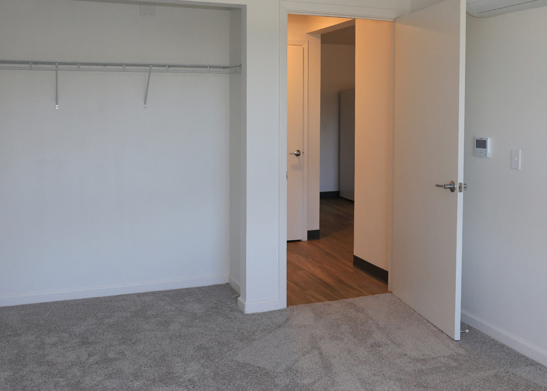 Dutton Flats photo 4